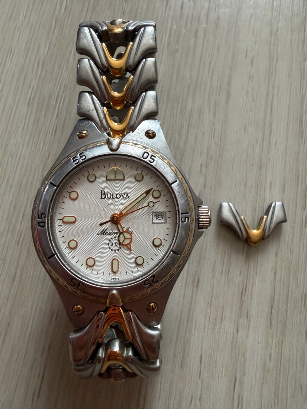 1996 Bulova Marine Star Watch 100m Mens Gold Silver SS 98B78
